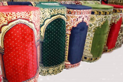 صادرات فرش سجاده کاشان و ورود به بازار های جهانی